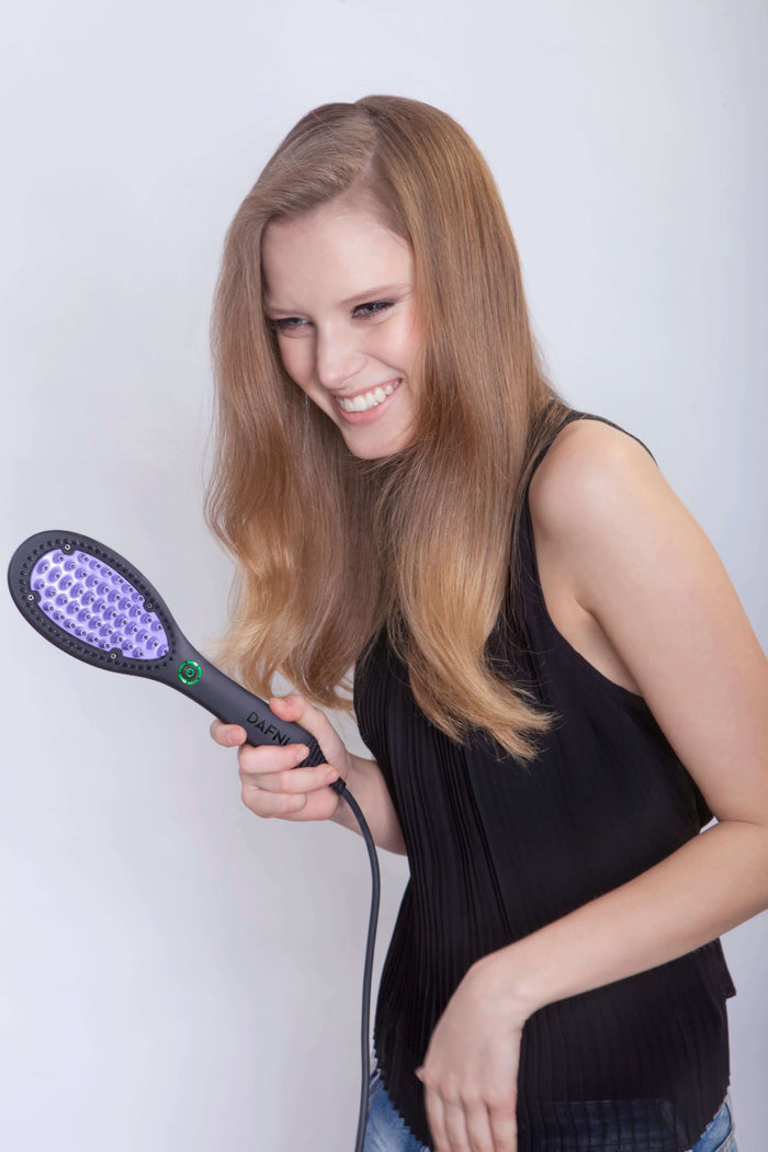 DAFNI Classic - The Original Hair Straightening Brush