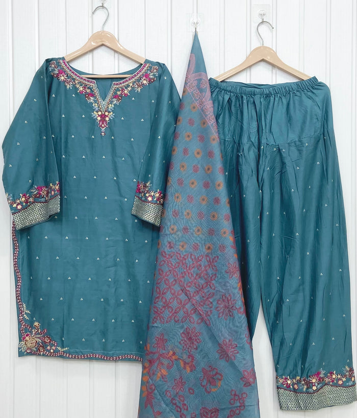 Small / Sage green