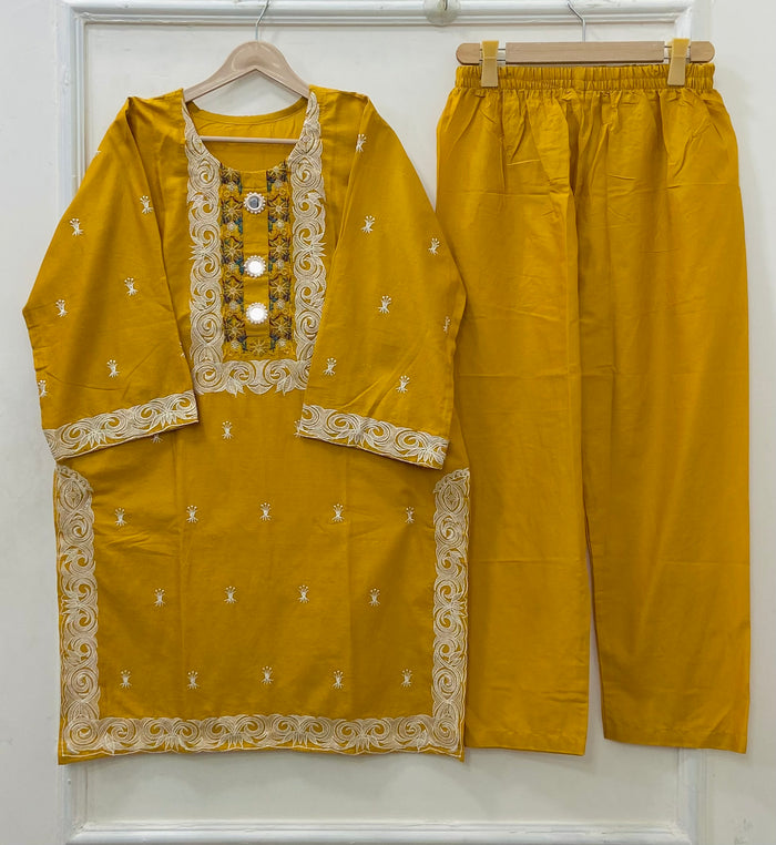 Small / Mustard