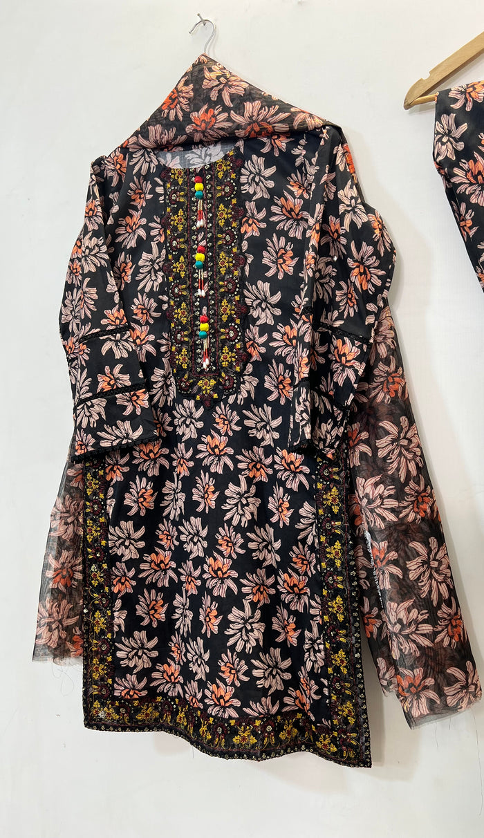 Embroidered 3PC Lawn 02-Black