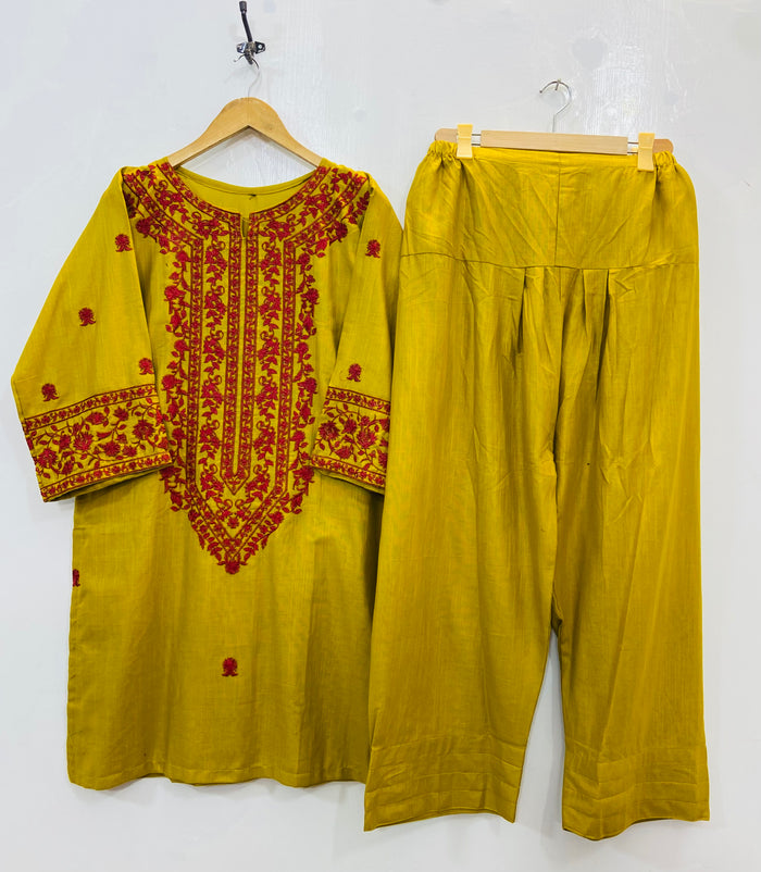 Farshi Finesse 2PC (Khaddar) D-148