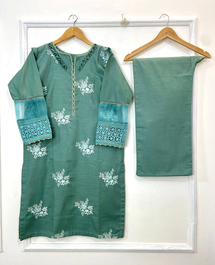Small / Sage green