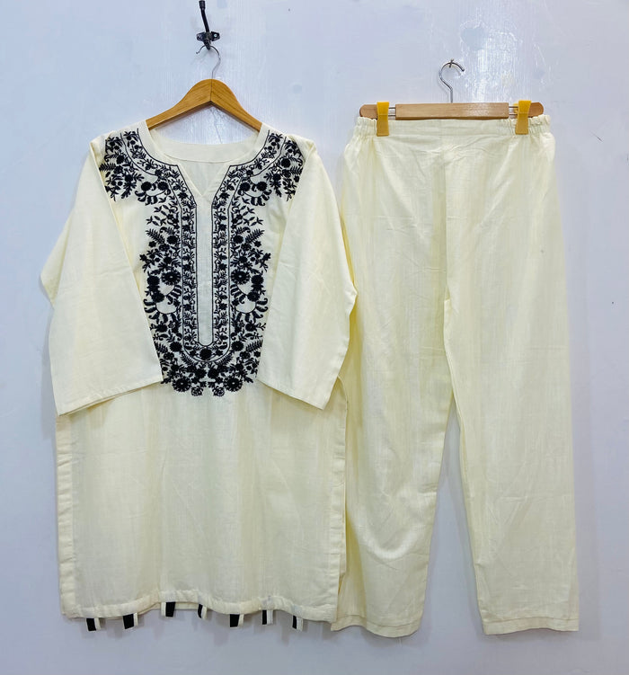 Moonlight 2PC (Khaddar) D-142