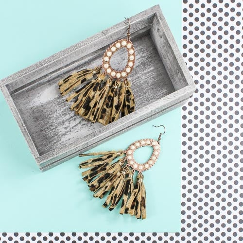73968 - Turquoise Tassel Earrings Leopard