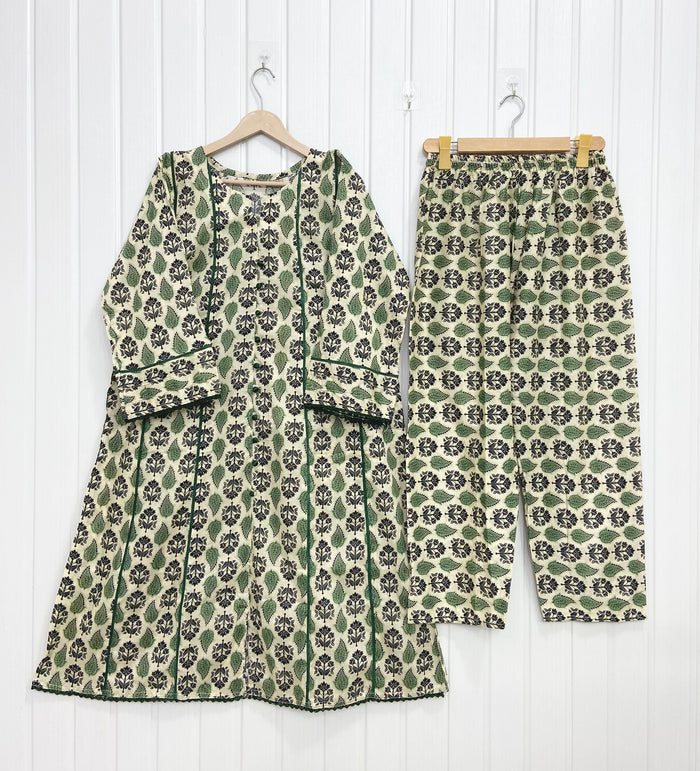 Beige | green