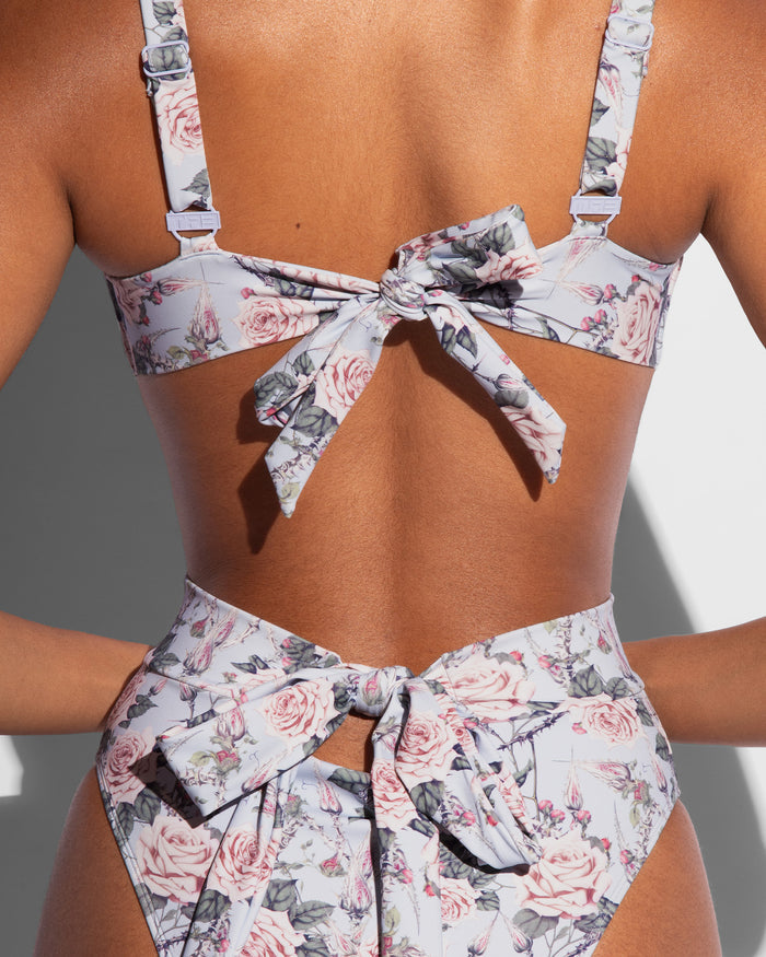 Close up back detail shot of Hi Cut Adjustable Kini Bottom - Blue Thorny Rose