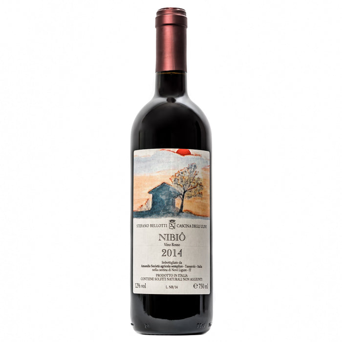 2016 red wine bottle with front label