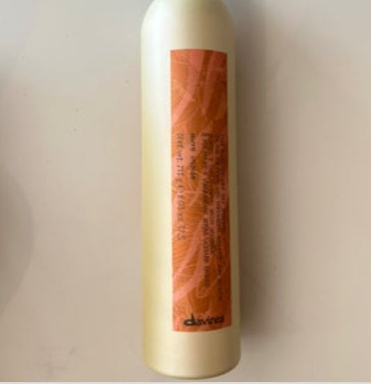 Davines invisible dry shampoo
