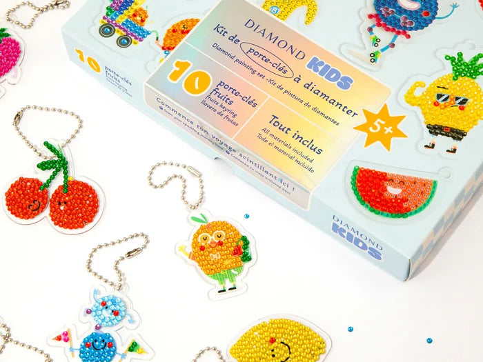 La Petite Epicerie - Diamond Painting Kit - Keyring  - Lifestyle Cut 3
