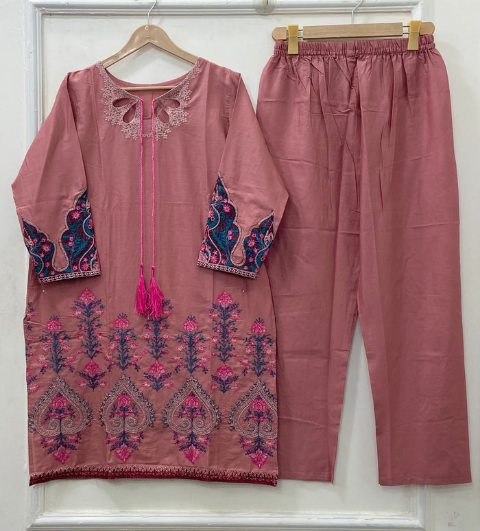 Small / T-Pink