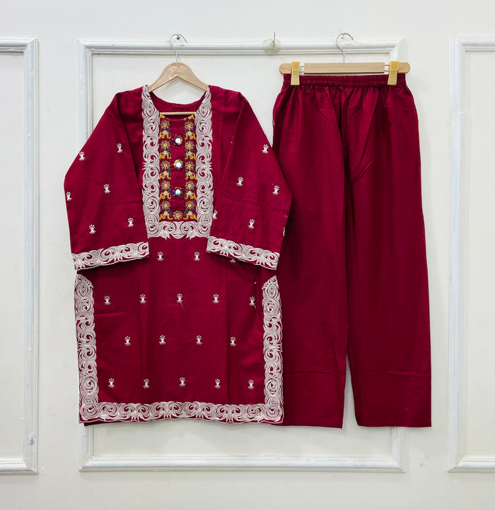 Small / Maroon