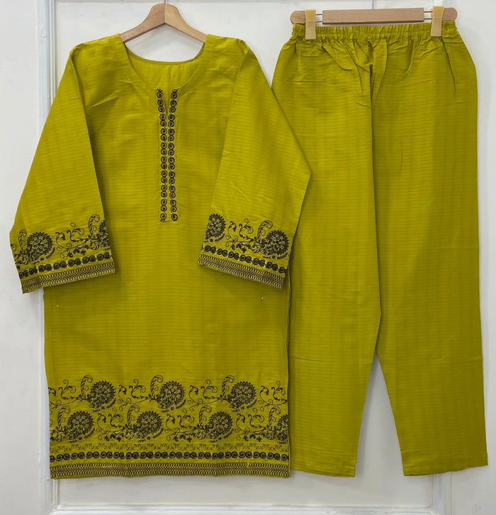 Embroidered 2PC (Premium Cotton) D-482
