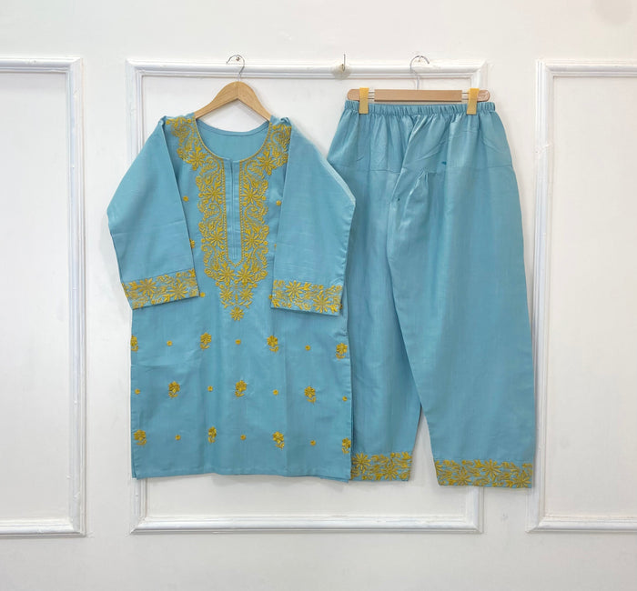 Embroidered Farshi Style 2PC 
(Khaddar) D-285
