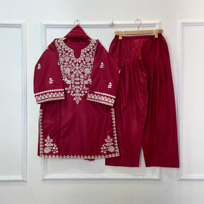 Floral Bunch Embroidered 3PC (Premium Cotton) D-371