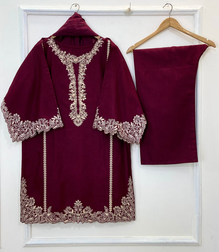 Front Back Cutwork Glam 3PC (Best Seller) (Khaddar) D-210