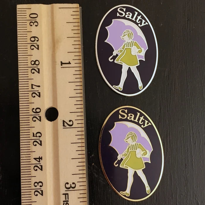 Gold Salty Girl Needle Minder