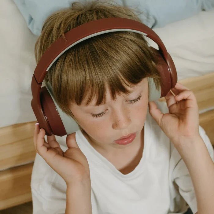 Kidywolf - K-Ears - Bluetooth Headphone - Red - Lifestyle Cut 3