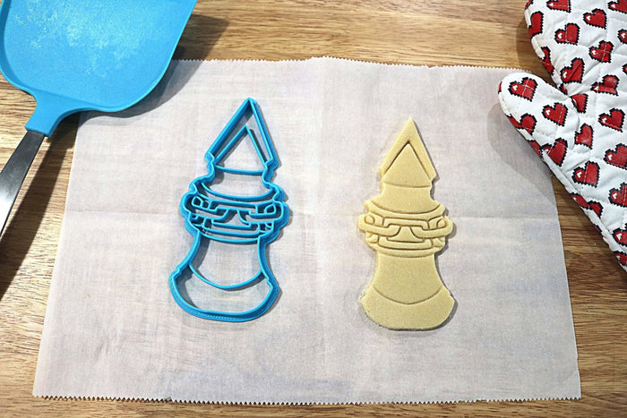 Legend of Zelda Cookie Cutters - Hookshot, Bombchu, Stamina vessel, Mirror Shield, Mask of Truth - Breath of the Wild / Nintendo Gift - LootCaveCo