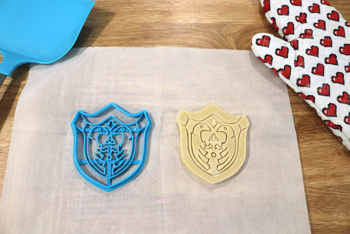 Legend of Zelda Cookie Cutters - Hookshot, Bombchu, Stamina vessel, Mirror Shield, Mask of Truth - Breath of the Wild / Nintendo Gift - LootCaveCo