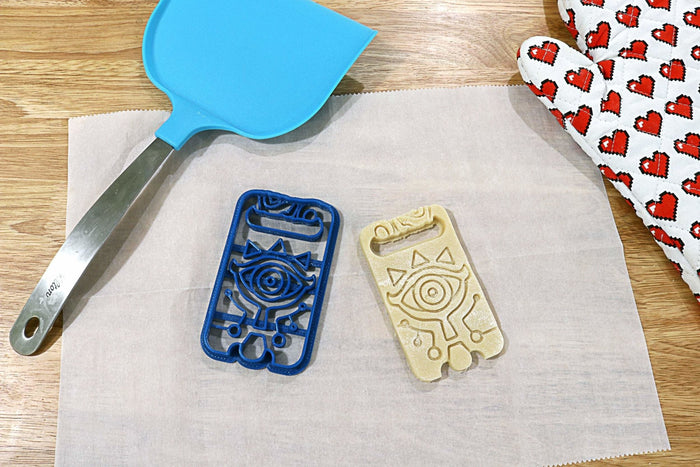 Legend of Zelda Cookie Cutters - Master Sword, Boss Key, Deku Shield, Lens of truth, Sheikah Slate - Breath of the Wild / Nintendo Gift - LootCaveCo