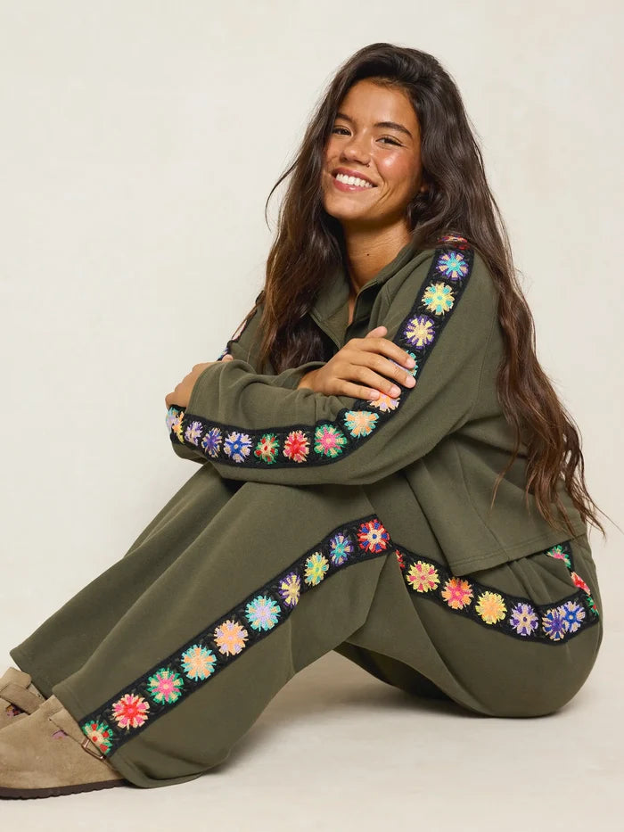 Lyvie Trim Sweatshirt - Olive-view 4