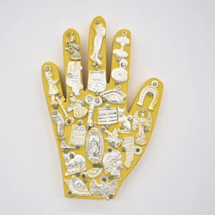 Milagros Hands
