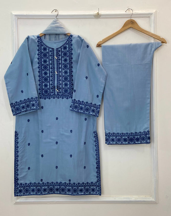 Small / Light blue