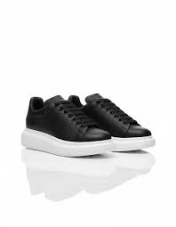 Alexander McQueen Oversized en Black con suela White