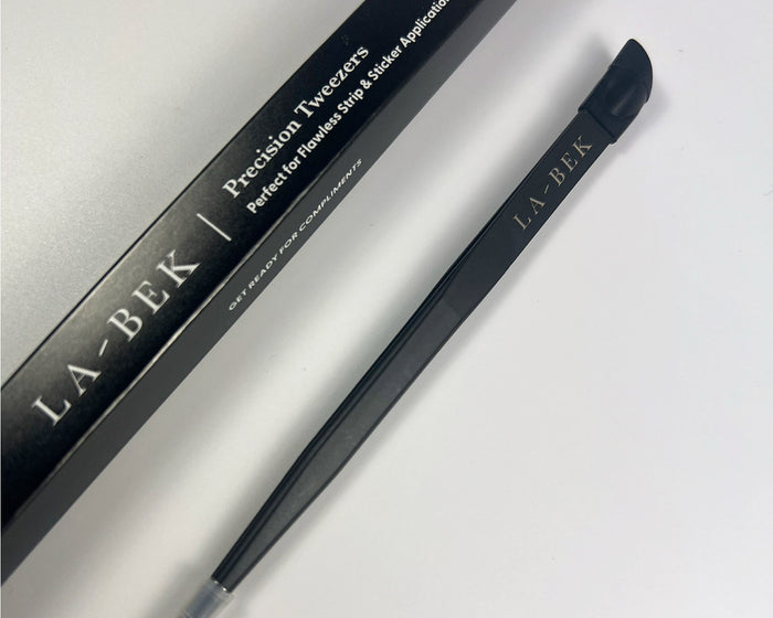 Precision Nail Tweezers with Silicone Sealing Tip