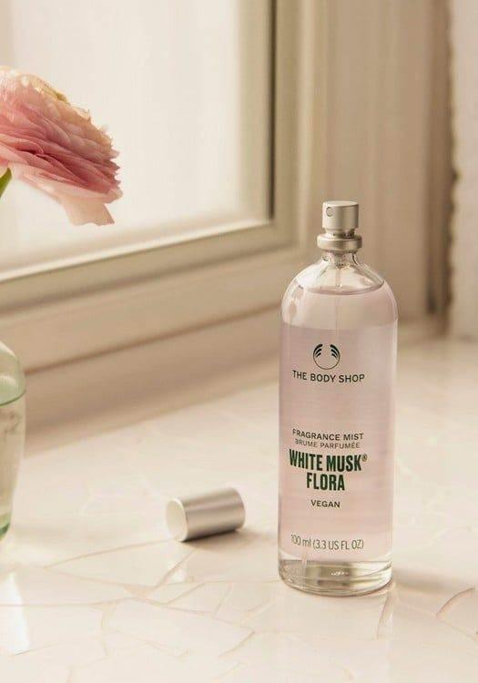 🌸 The Body Shop White Musk Flora Fragrance Mist – 100ml - - Pinky Cosmetics -- United Arab Emirates -- Pinky Cosmetics