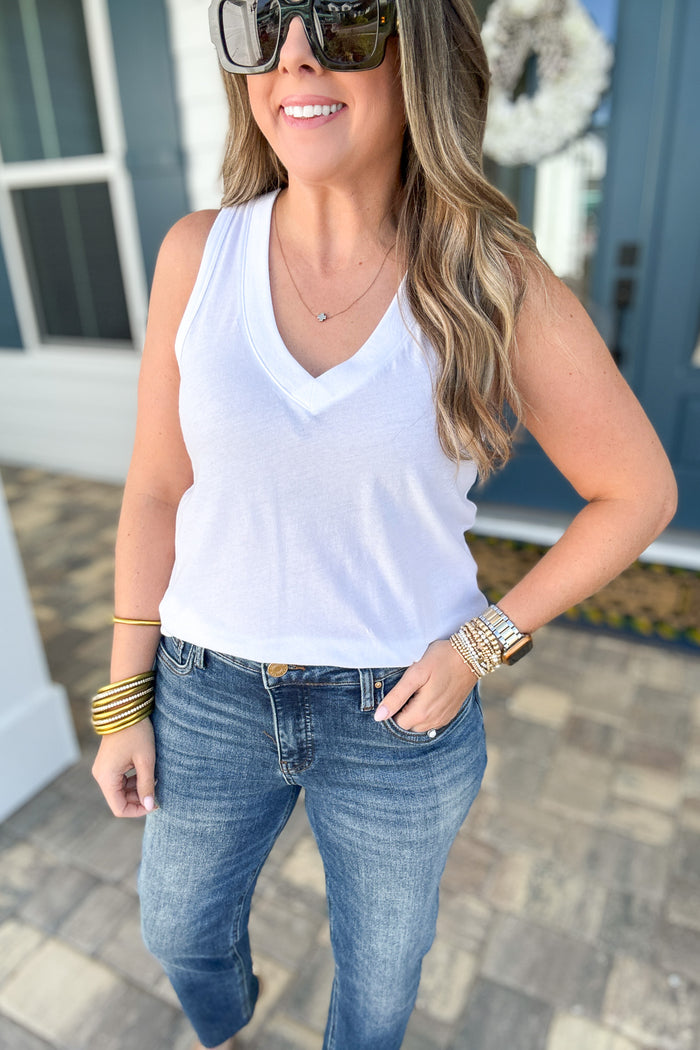 Z Supply: Californian V-Neck Tank - White - B Social Boutique